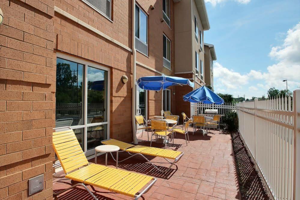 Fairfield Inn & Suites By Marriott Milwaukee Airport Oak Creek Exterior photo